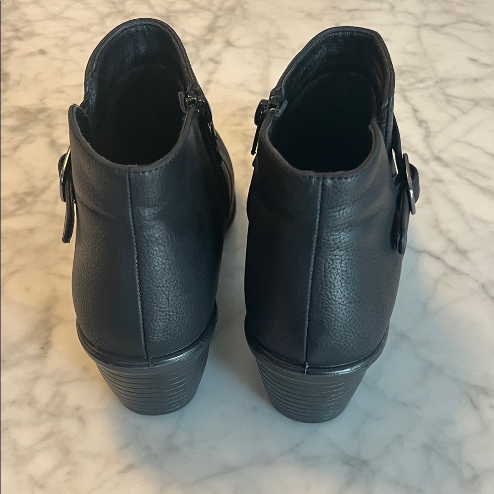 Easy Street Black Ankle Booties with Buckle Size 7.5. Look new - Picture 4 of 7